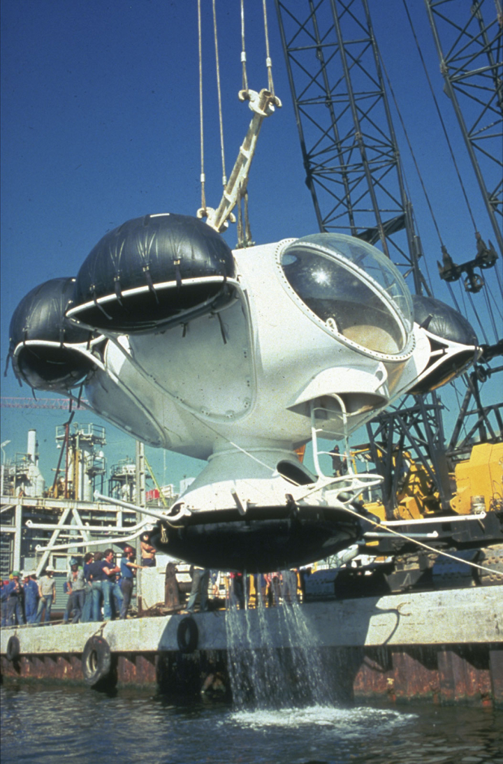 « Galathée ». Habitat-laboratoire sous-marin, semi-mobile, pour la recherche océanographique, 1977.