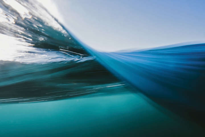 Les vagues de l’océan. © Philip Thurston / iStock