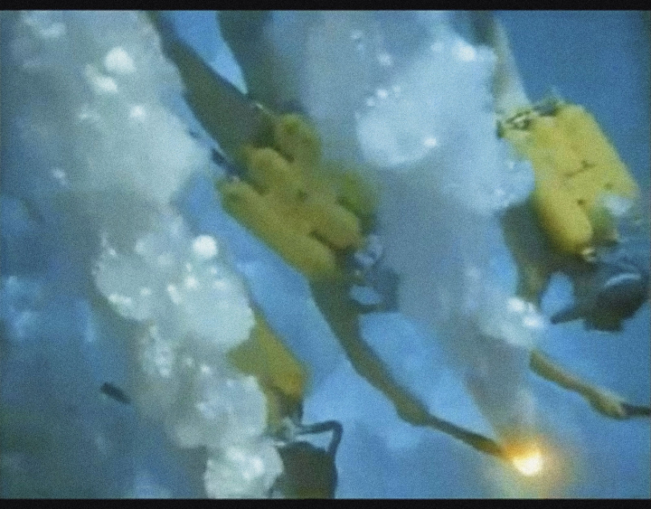 Images extraites de la bande annonce du film documentaire Le Monde du silence réalisé par Jacques-Yves Cousteau et Louis Malle, 1956, Palme d’or au Festival de Cannes de la même année.